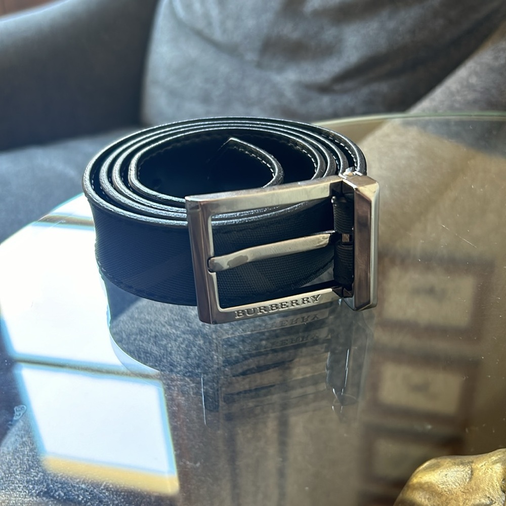 Burberry Black Leather Belt with Silver Buckle
